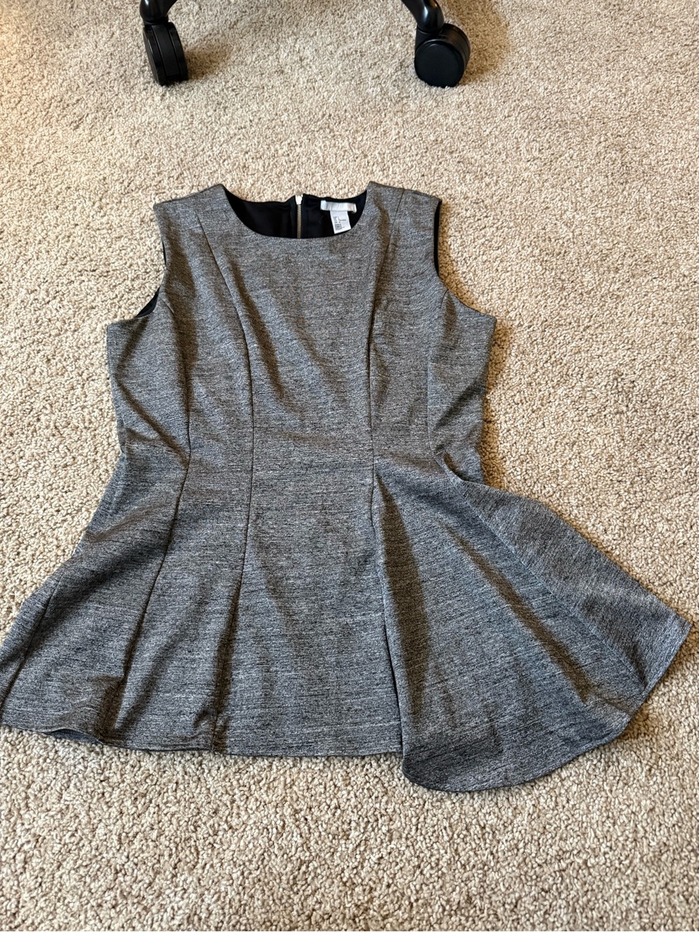 H&M Black and Gray Sleeveless Peplum Top